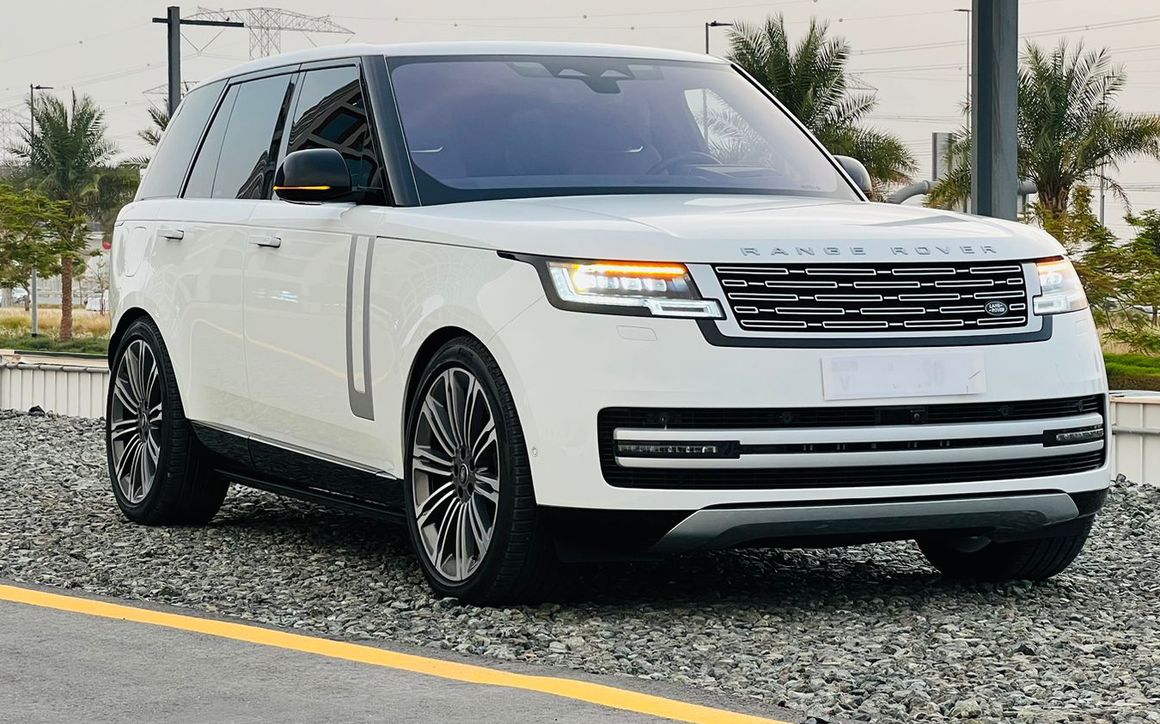 Land Rover Range Rover - image 1