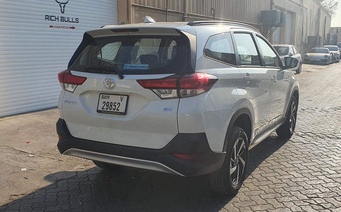 TOYOTA RUSH 2023 - image 4