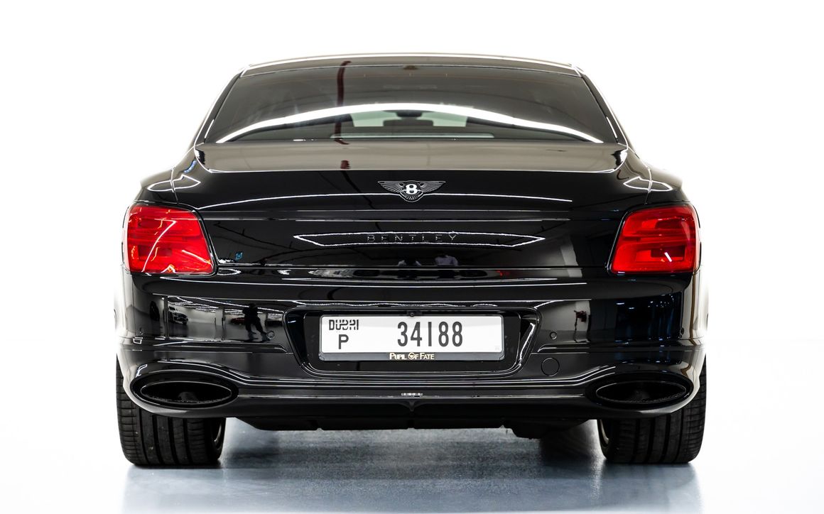 Bentley Flying Spur - image 5