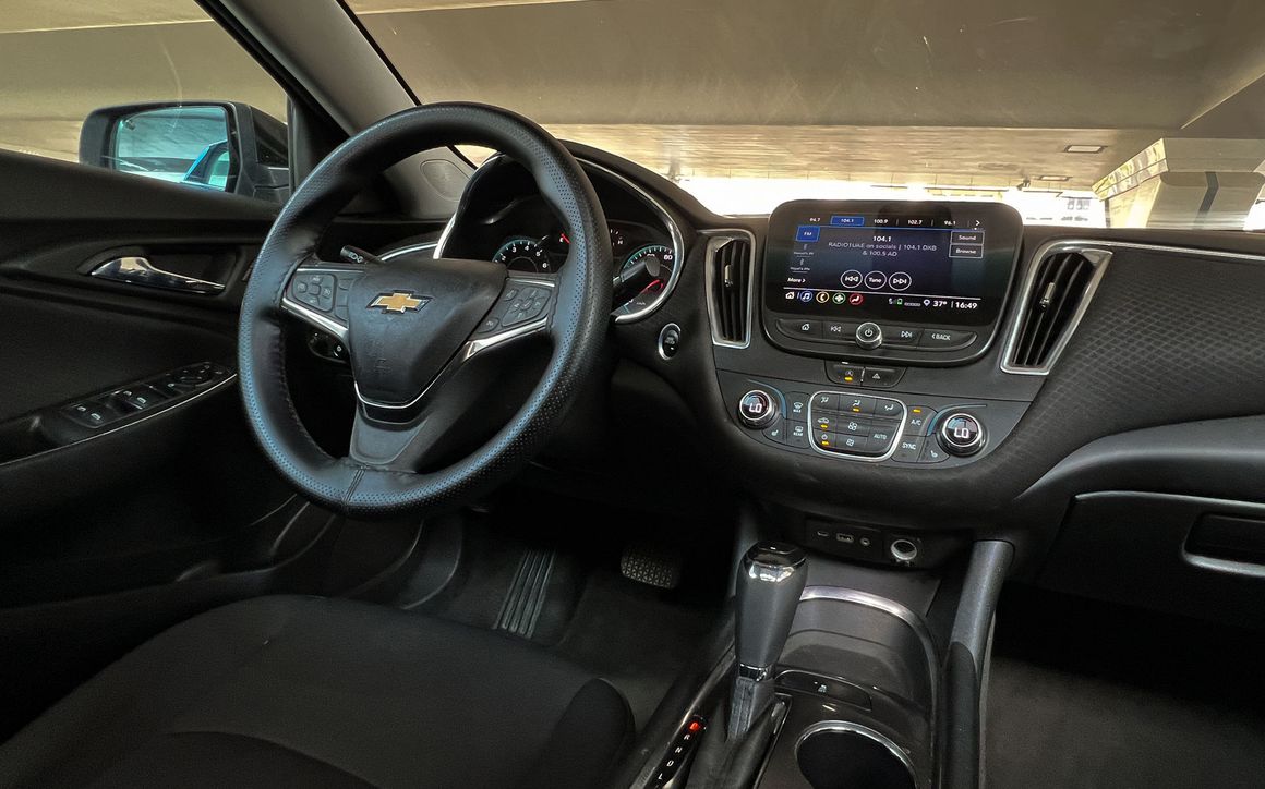 Chevrolet Malibu - image 11