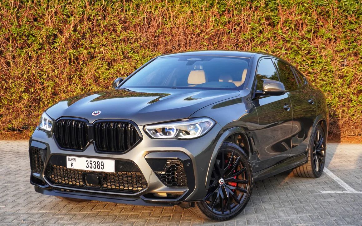 BMW X6 50i - image 1