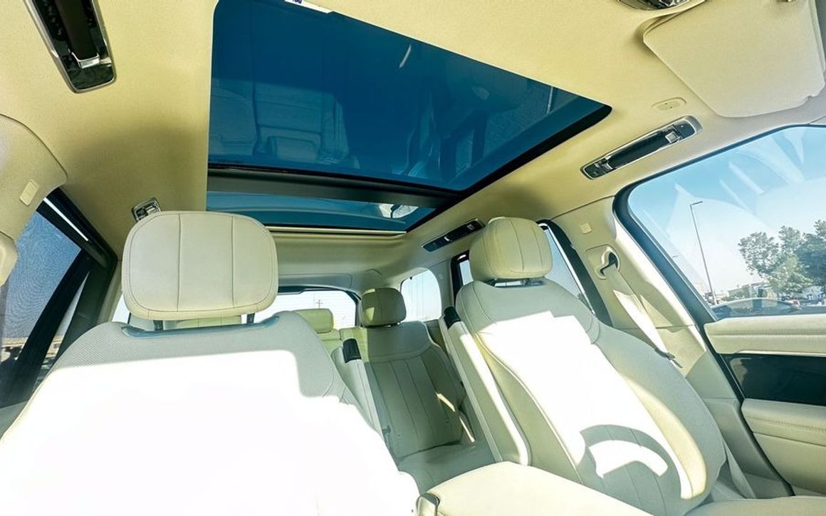 RANGE ROVER HSE - image 9