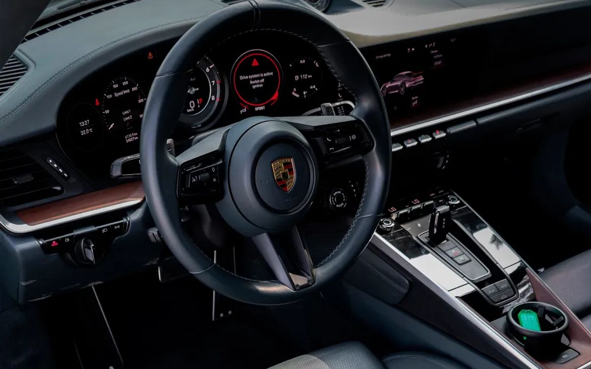 Porsche 911 Turbo - image 9