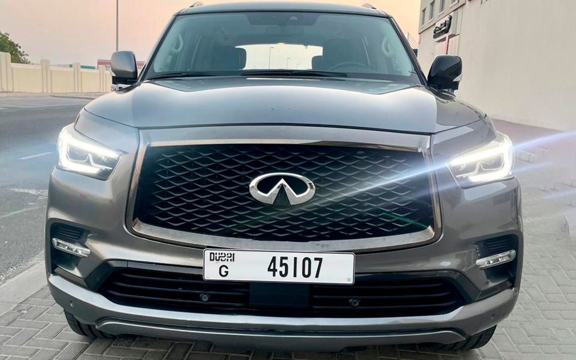 Infiniti QX80 - image 3