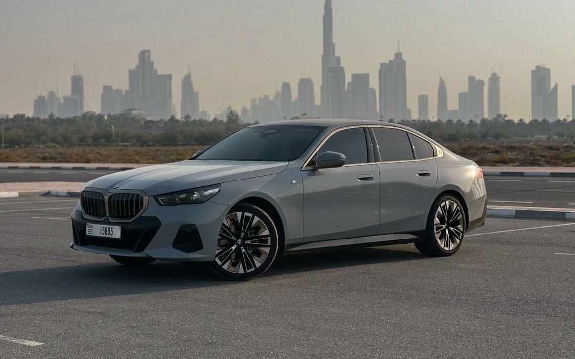 BMW 520 2025 - image 1