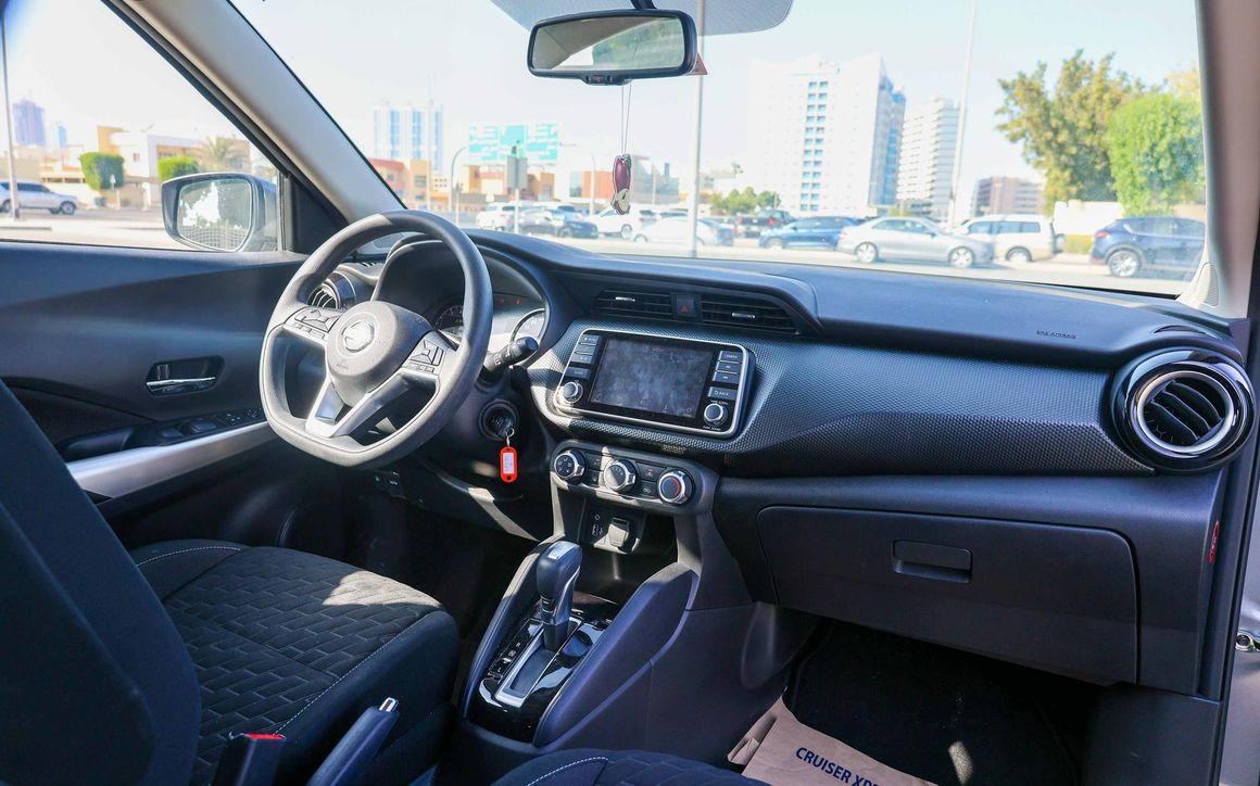 Nissan Kicks STD - image 14