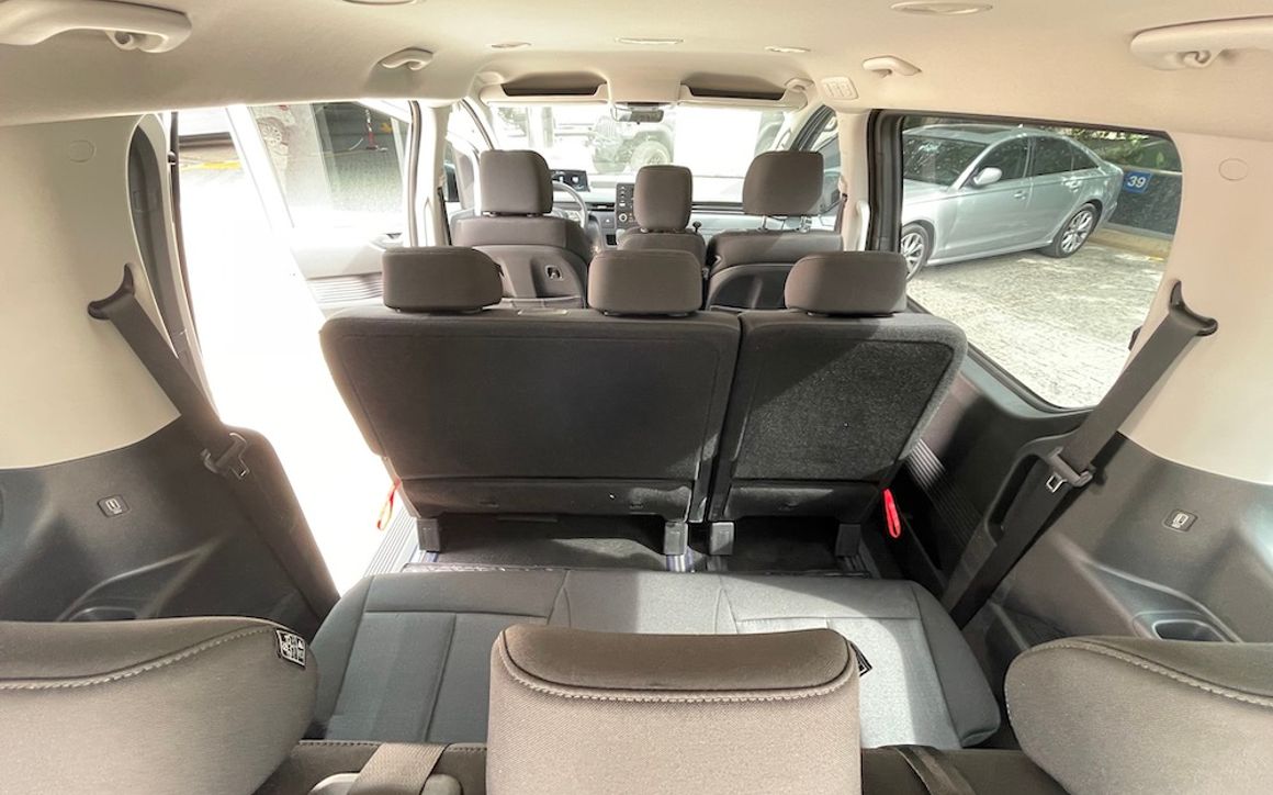 Hyundai Staria - image 11