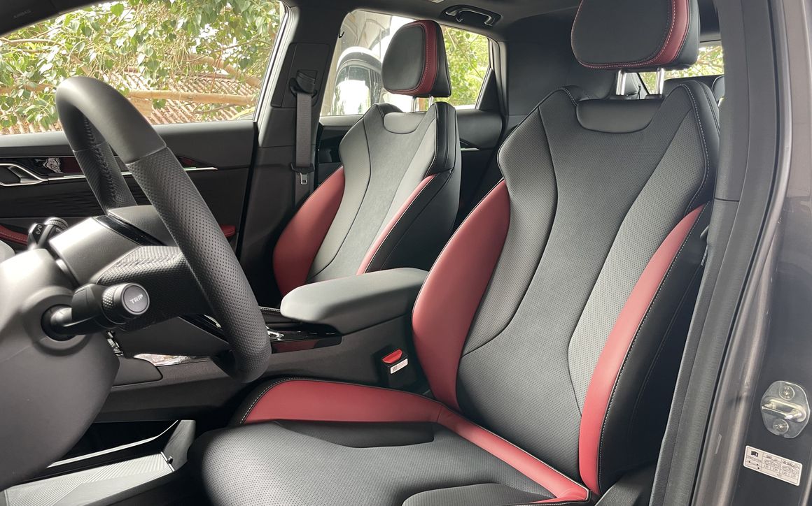 Geely Coolray Full Option 2025 - image 11