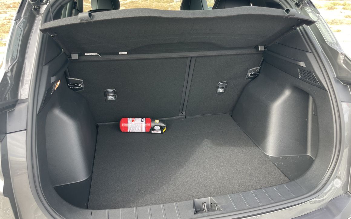 Geely Coolray Full Option 2025 - image 8