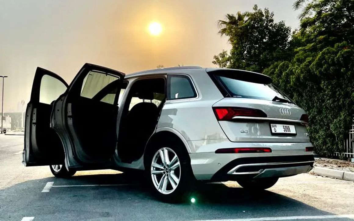 AUDI Q7 - image 5