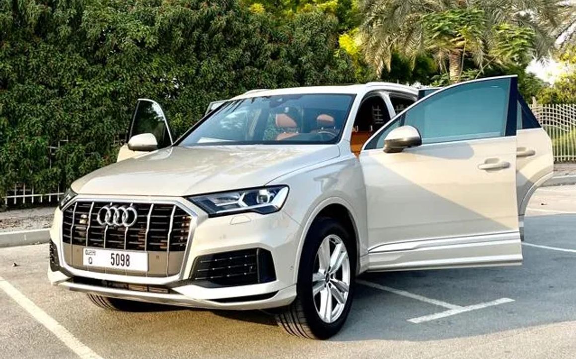 AUDI Q7 - image 2
