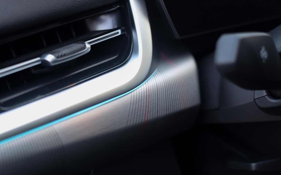 BMW X2 18i New Generation White - image 20