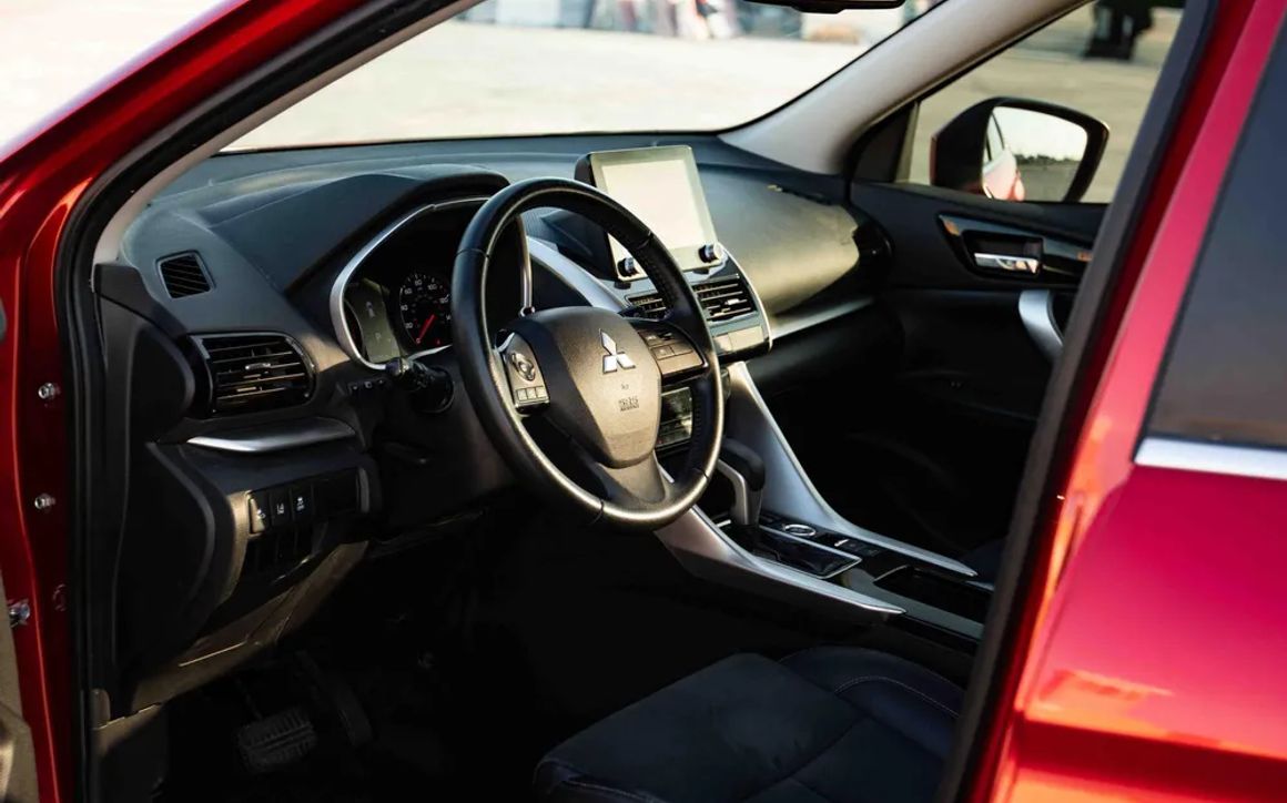 MITSUBISHI ECLIPSE - image 13