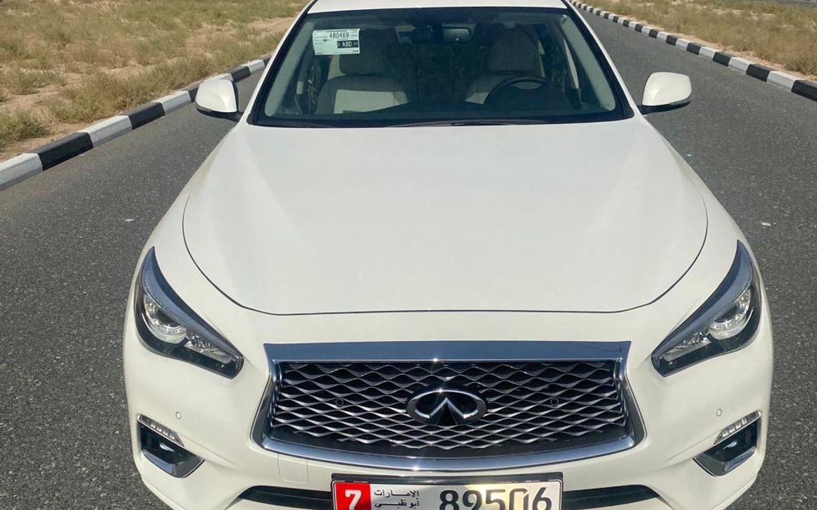 Infiniti Q50 - image 2