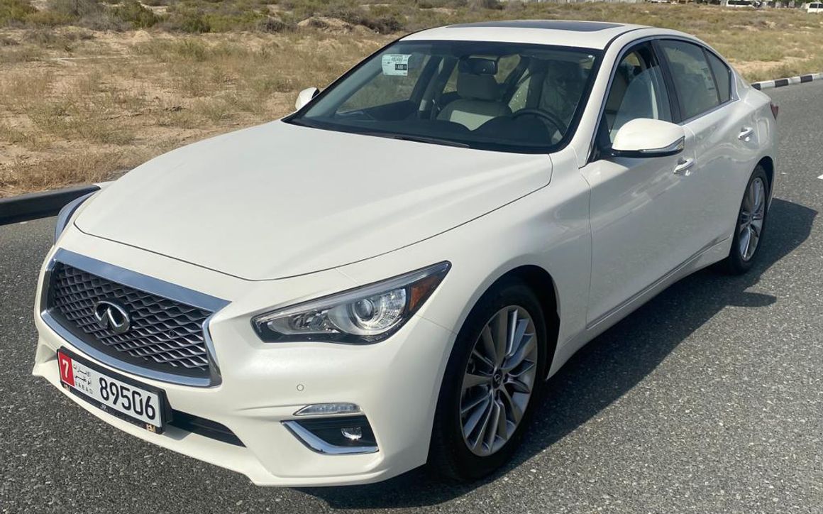 Infiniti Q50 - image 1