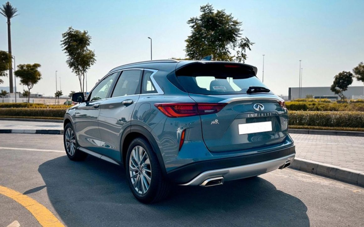 Infiniti QX50 - image 3