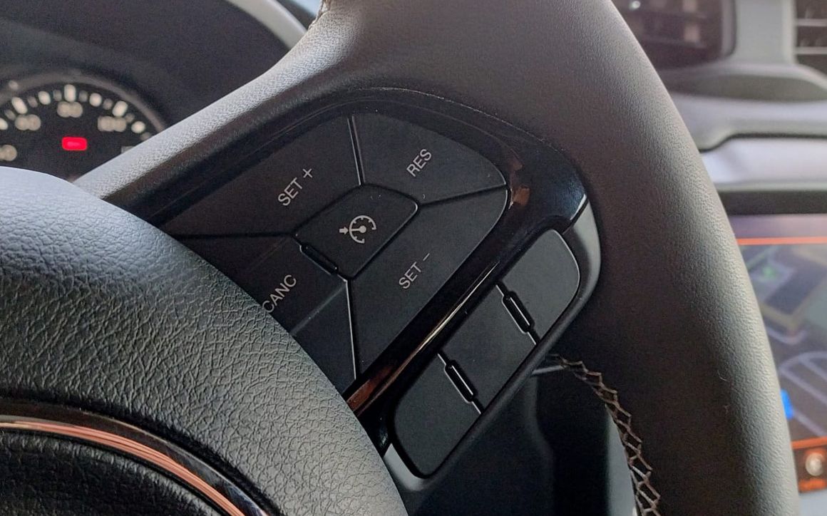 Jeep Renegade - image 17