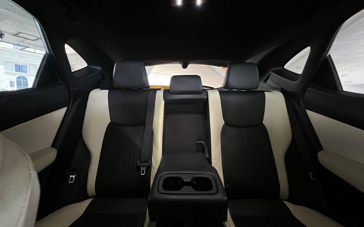 Lexus NX 250 - image 12