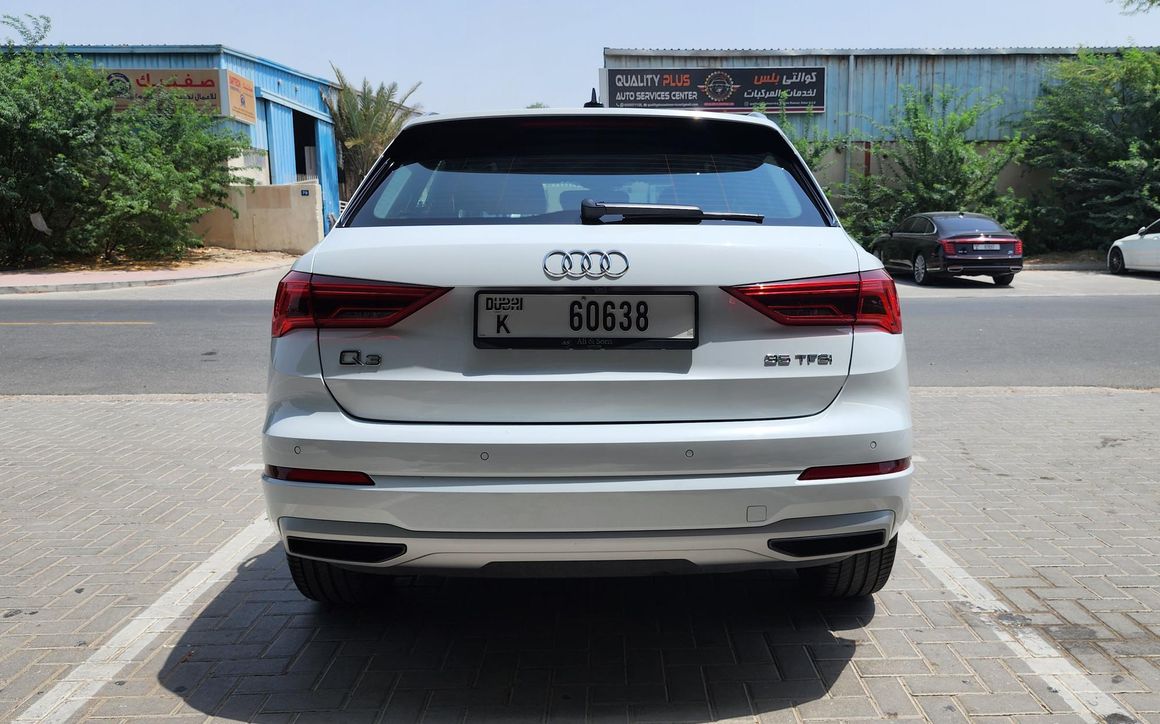 Audi Q3 - image 5