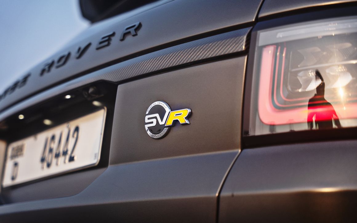 RANGE ROVER SPORT SVR - image 10