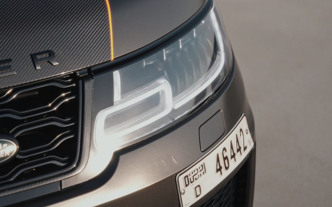 RANGE ROVER SPORT SVR - image 5