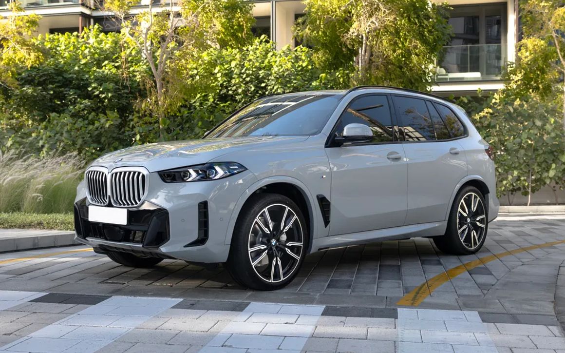 BMW X5 - image 1