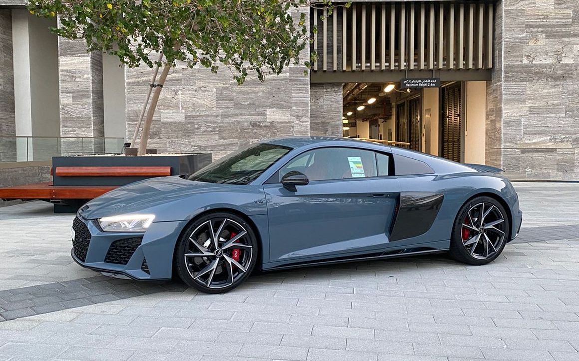 AUDI R8 - image 5