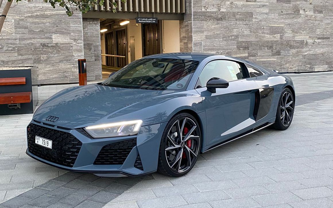 AUDI R8 - image 4
