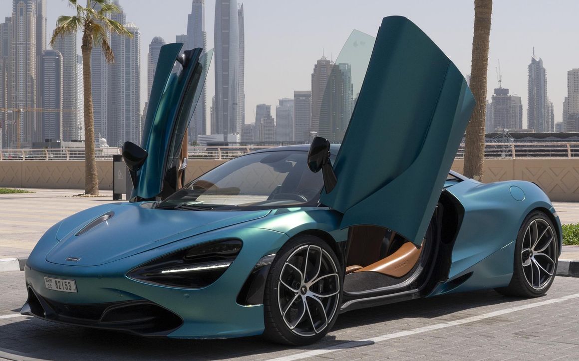 McLaren 720S - image 10