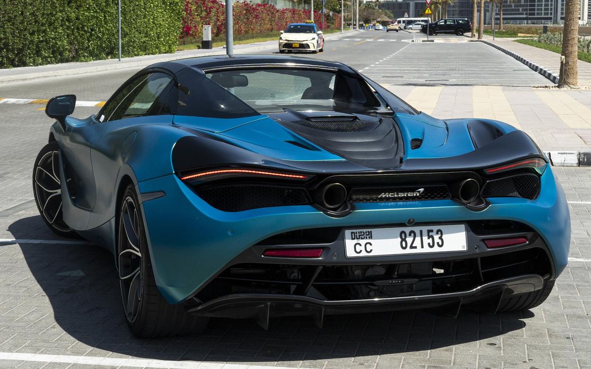 McLaren 720S - image 9