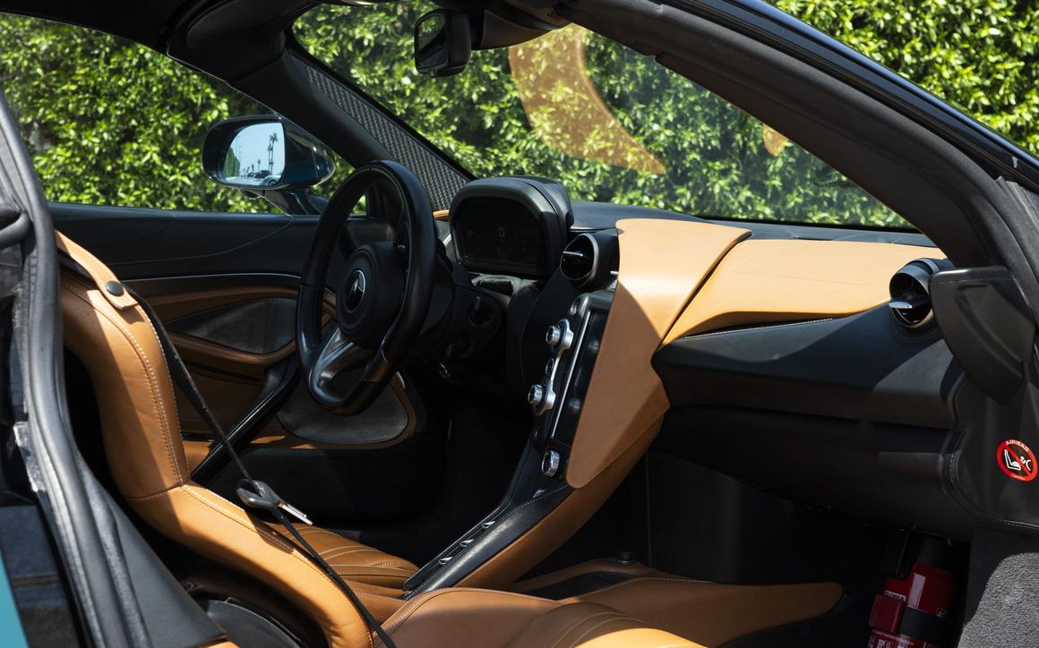 McLaren 720S - image 19