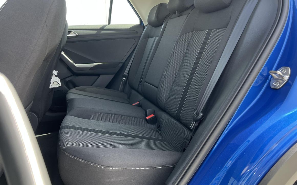 Volkswagen T-ROC - image 13