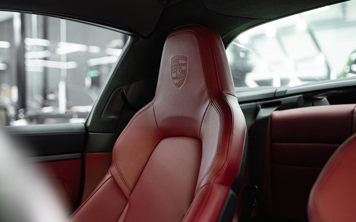 PORSCHE 911 TARGA 4S - image 20