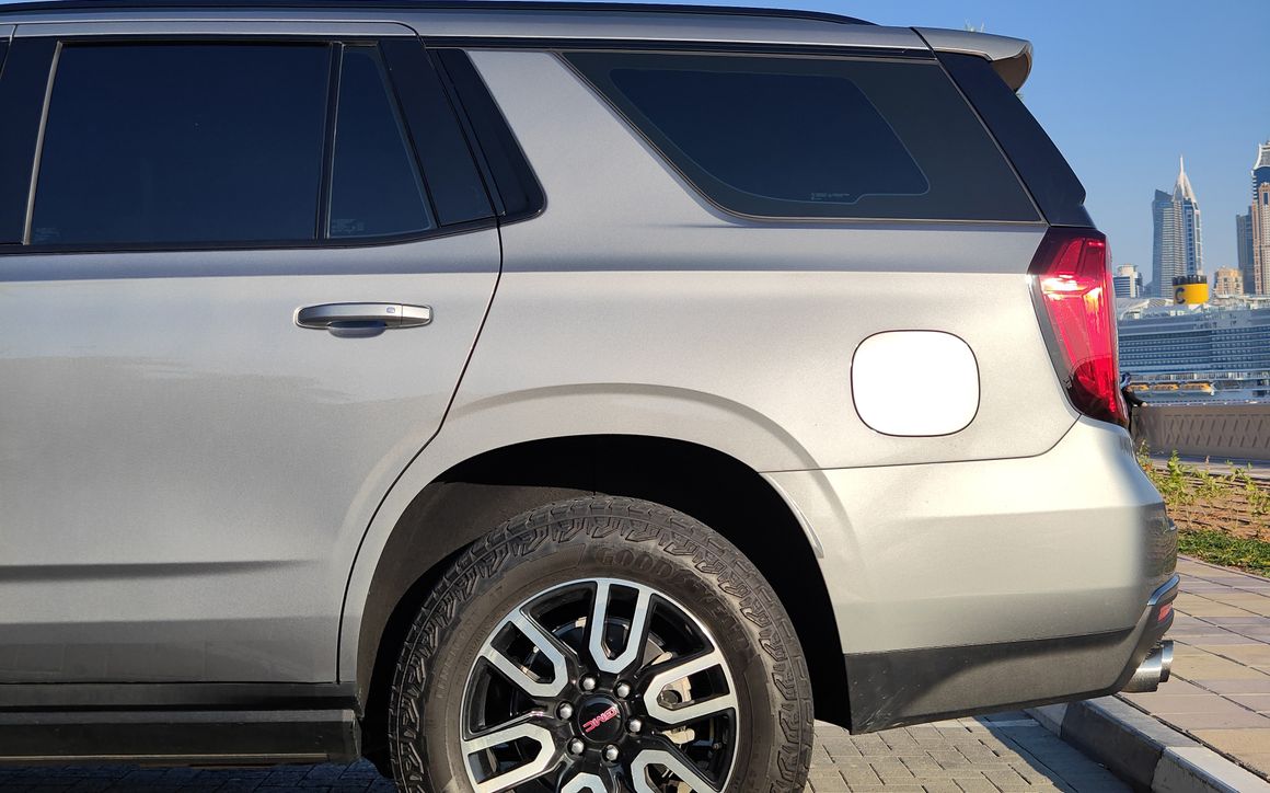 GMC Yukon - image 4