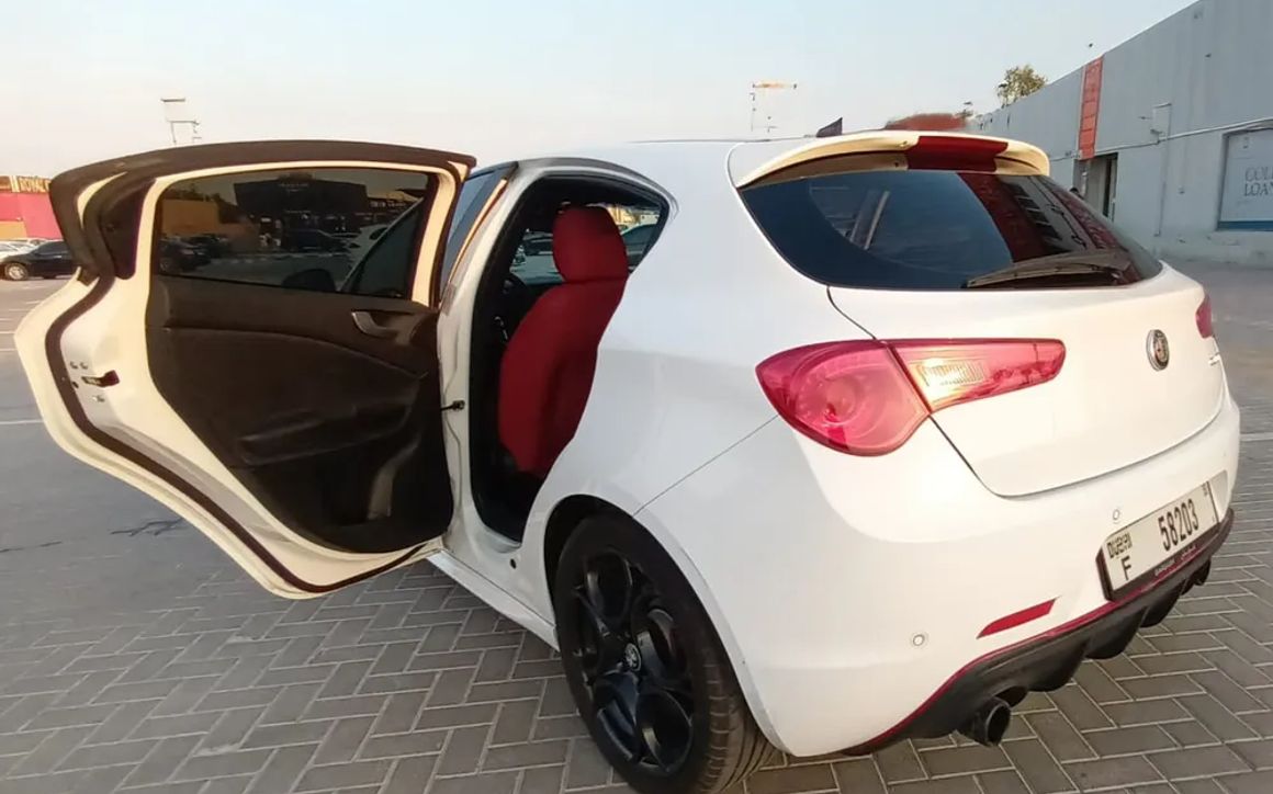 ALFA ROMEO GIULIETTA - image 7