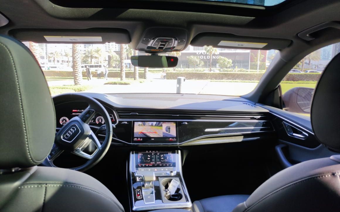 Audi Q8 S-Line Quattro - image 6