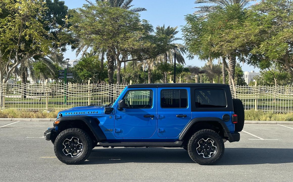 Jeep Wrangler - image 2