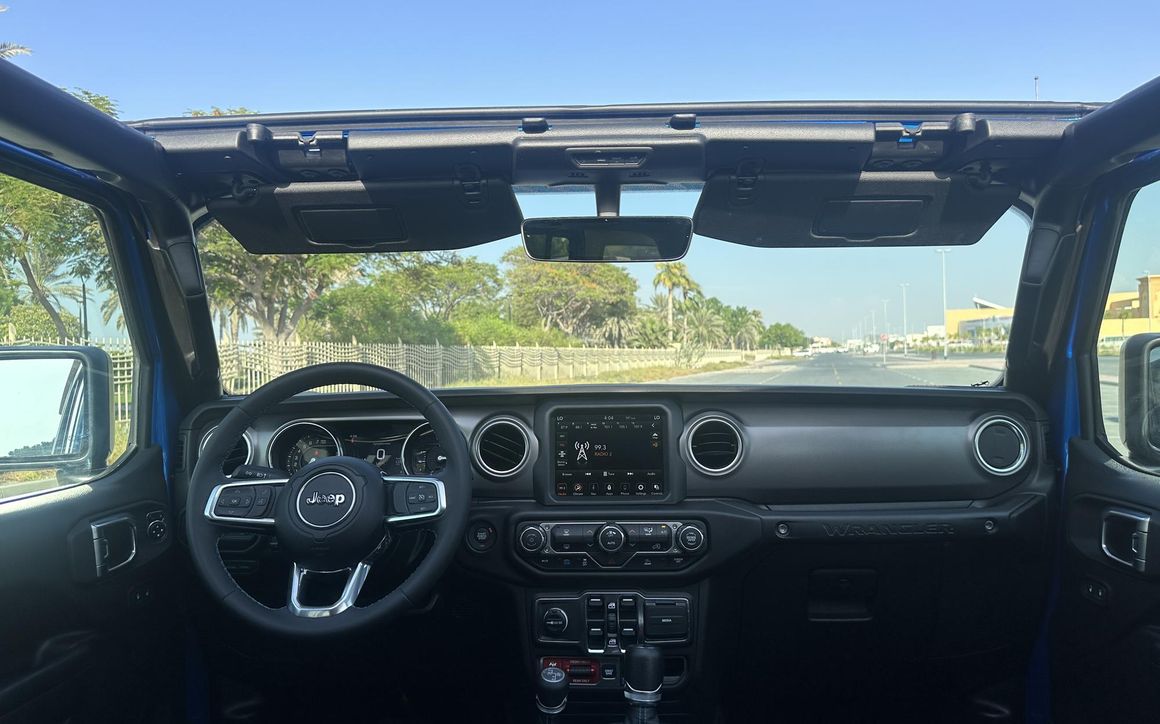 Jeep Wrangler - image 13