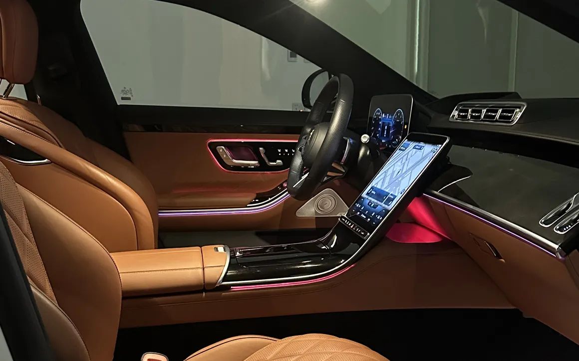 MERCEDES S580 V8 - image 6
