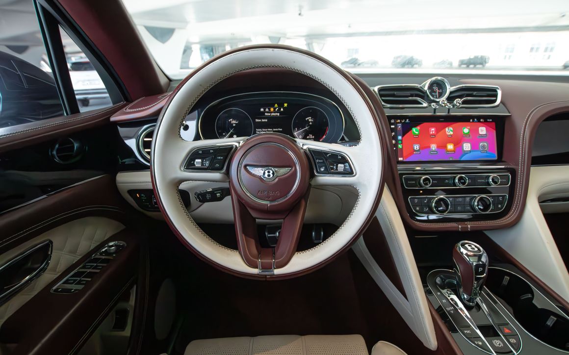 Bentley Bentayga - image 7