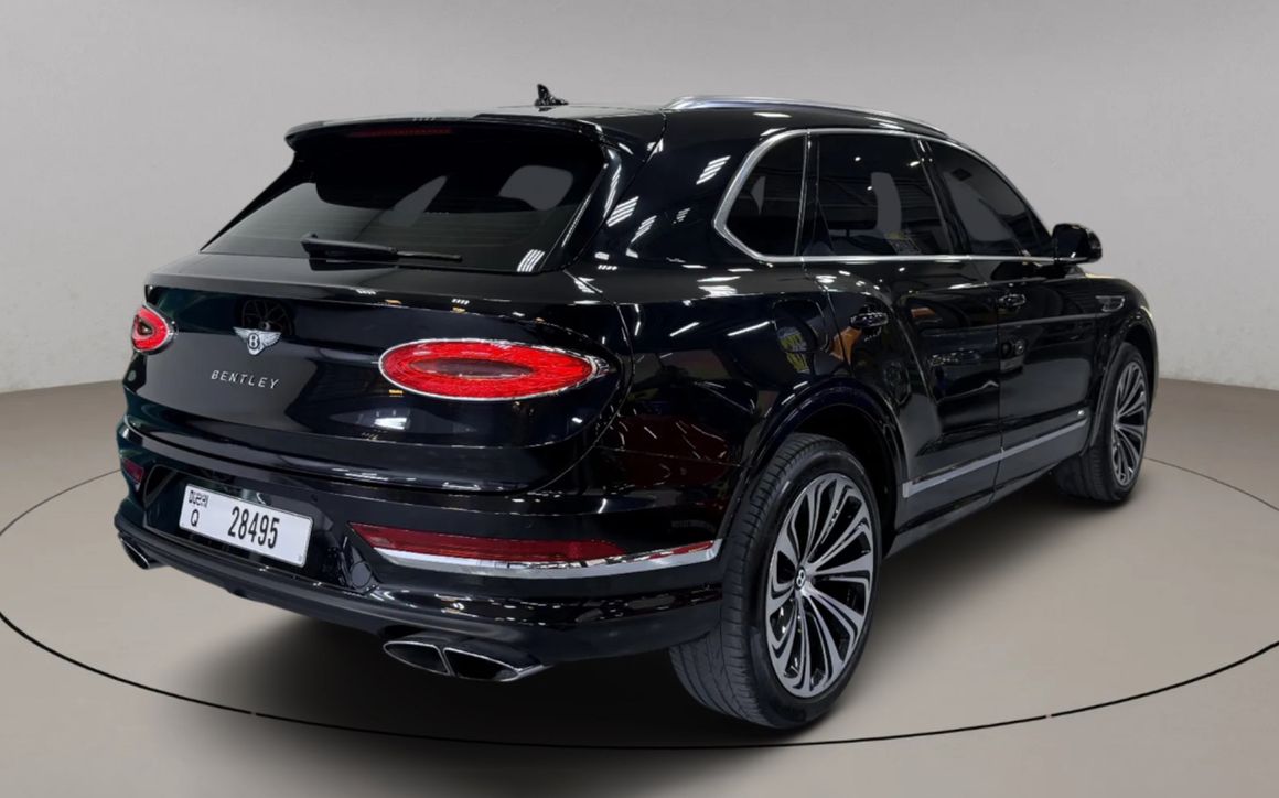 Bentley Bentayga - image 6