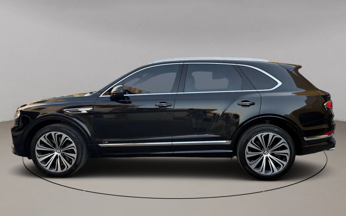 Bentley Bentayga - image 3