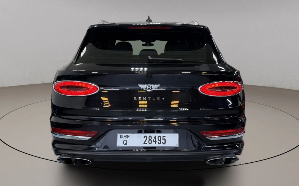 Bentley Bentayga - image 7
