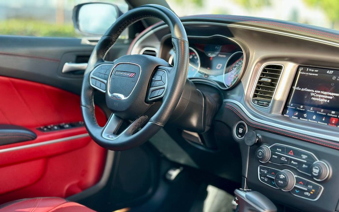 Dodge Charger - image 6