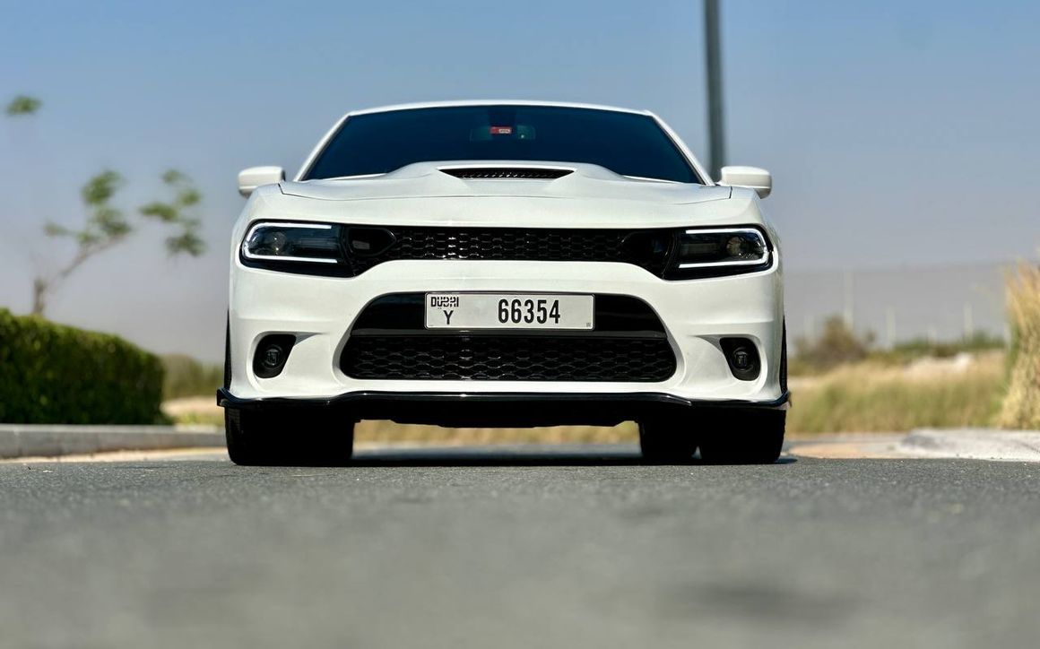 Dodge Charger - image 2