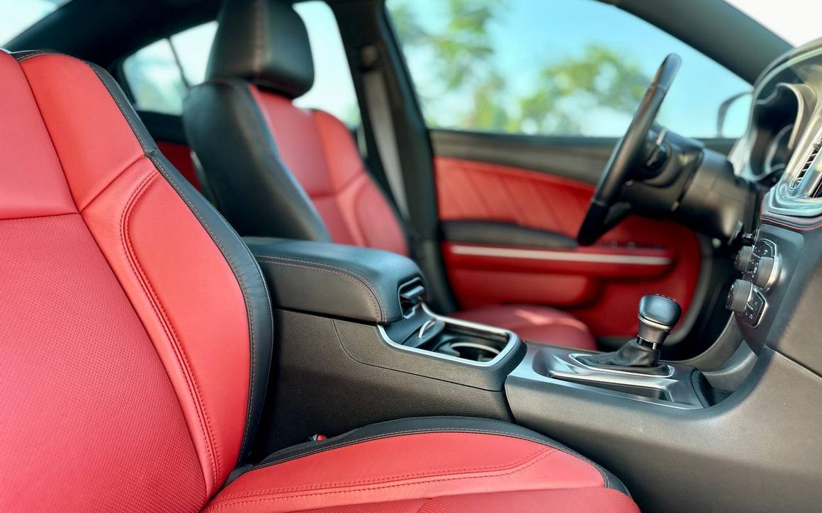 Dodge Charger - image 7