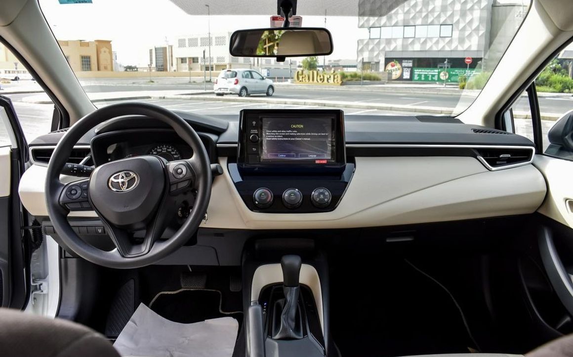 Toyota Corolla STD - image 5