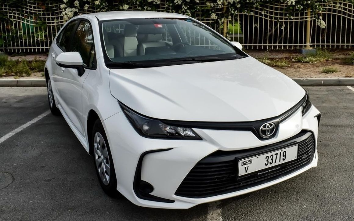 Toyota Corolla STD - image 2