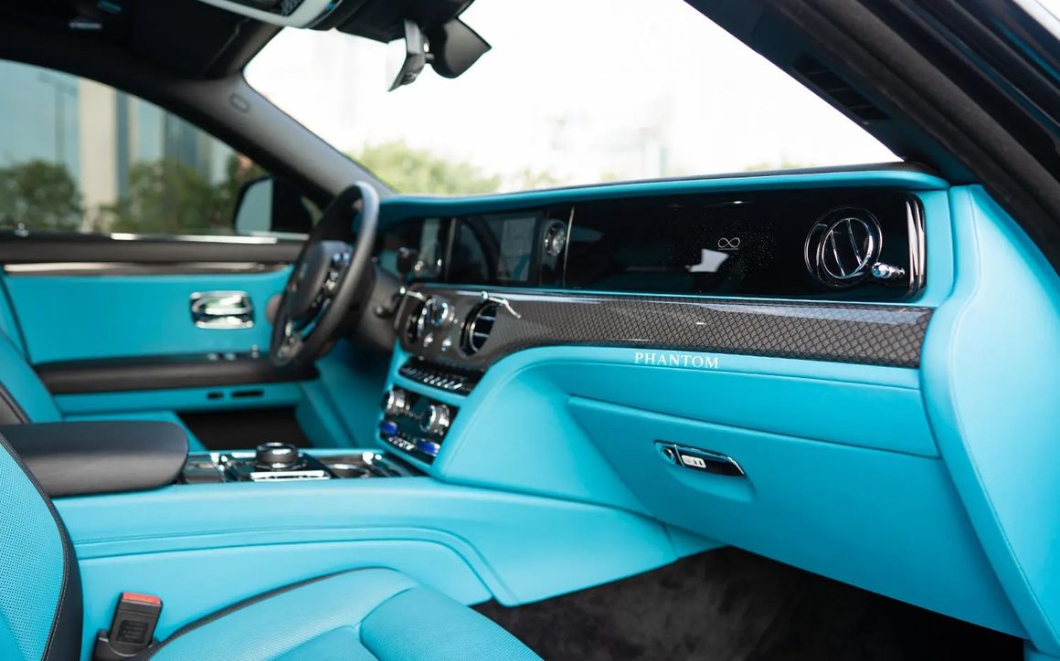 ROLLS ROYCE GHOST BLACK BADGE - image 7
