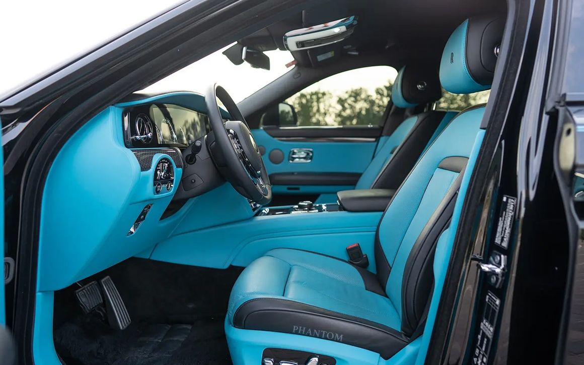 ROLLS ROYCE GHOST BLACK BADGE - image 12